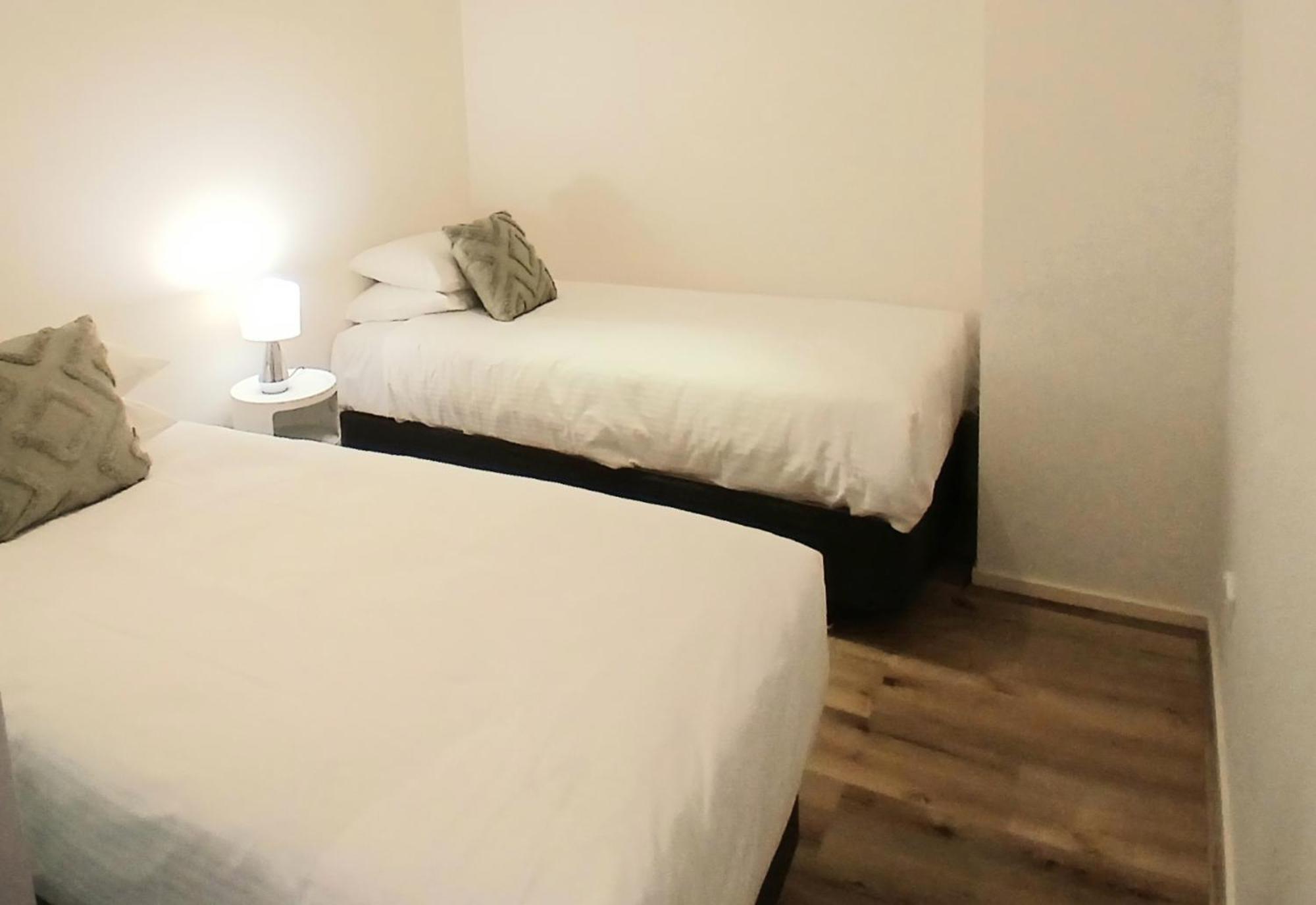 Readyset Apartments At Liberty Melbourne Esterno foto