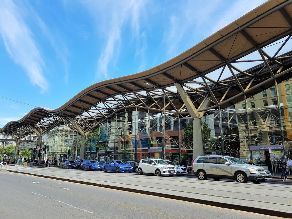 Readyset Apartments At Liberty Melbourne Esterno foto