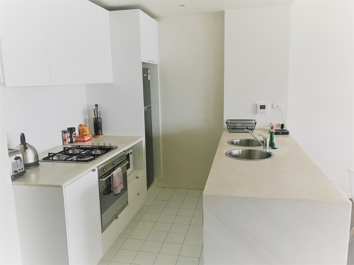 Readyset Apartments At Liberty Melbourne Esterno foto