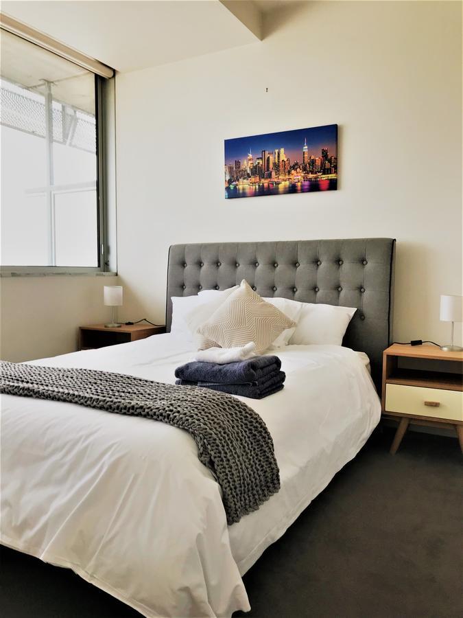 Readyset Apartments At Liberty Melbourne Esterno foto
